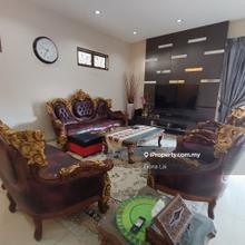 Setia Tropika cluster house with pool good condition unit, nett price