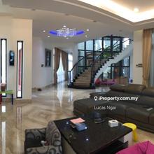 2.5sty Corner bungalow house with lift @ Bandar Kinrara 6B 