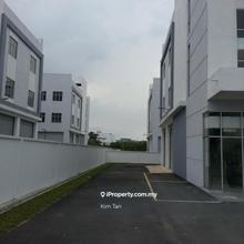 Sekitar 26  3-Storey  Semi-D Factory For Rent Adjoining Is available 