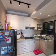 End Lot High Floor Fully Furnished 2-Car Park