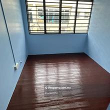 First floor shop Bukit Tinggi 2 Klang facing main road 