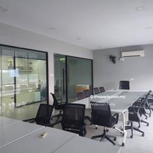 High Visibility Showroom and Warehouse Kl City