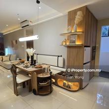 Next to Mid Valley , Ownstay and Investment , High Return
