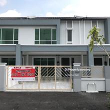 Terrace house for Sale