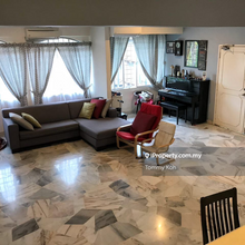 Convenient house in PJ you will never miss it