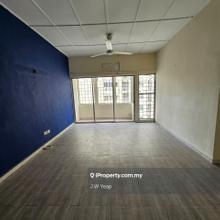 Mayang Court Apartment 2r1b 1cp Kelana Jaya Pardigm Mall 1km
