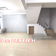 Must View -Spacious Fully Extended Double Storey Terrace House