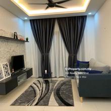 Corner unit with big size 1200 sf and klcc view