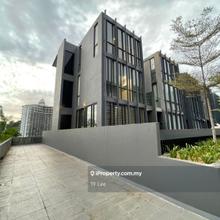 Corner 4 storey house with lift 