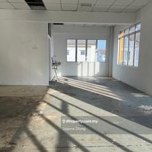 Jaromas 1st Floor Office@ Jenjarom