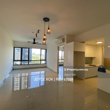 Refurbished unit -- well maintened by owner -- facing facility view