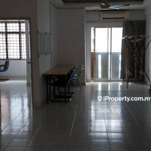 Limited 3 carpark unit, Welcome Viewing