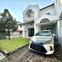 End Lot Renovated Double Storey House Terrace Usj 4 Subang Jaya