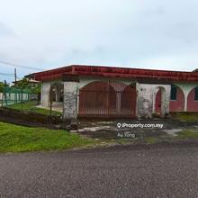 Spacious Single Storey Bungalow 
