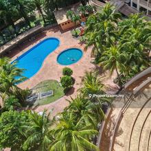 Freehold Condo For Sale at Putra Villa, near terminal Putra, LRT, mall