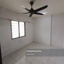 Desa Indah Block 86 For Rent in Bayan Lepas, Penang