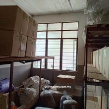 Single storey end lot in Taman Marida, strategic location in Senawang