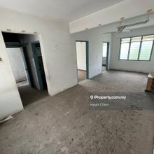 Puchong Dahlia Apartment Below Market Value For Sale