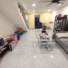 2.5 storey @ Desa Setapak, Freehold, Newly Renov, Fully Furnished