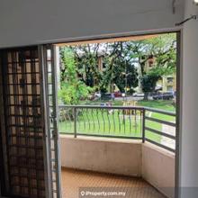 1st Floor 926sf