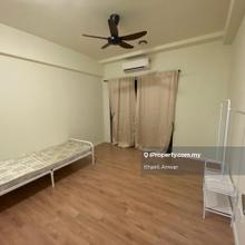 Bigger studio unit. Renovated 2 rooms. Tenanted