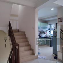 Spacious 1.5 story Oug Bkt Jalil townhouse with clubhouse facility