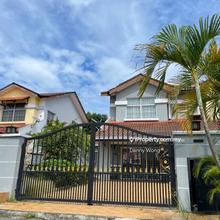 Good condition house, endlot with land. Call me now 
