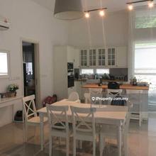 Semi-D house for Sale