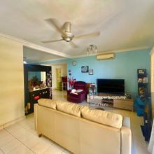 Big Unit Palm Spring Condo Kota Damansara