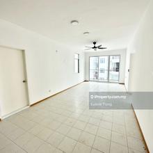 Prima Bintawa Apartment - Rm 1100 only 