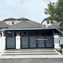 1.5 Storey Terrace House at USJ 3 for Rent!