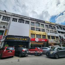 Superb Office Crowd, Matured Commercial Hub, Center of Puchong