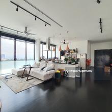 Beautiful penthouse with private swimming pool in the unit 