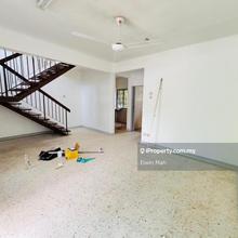 Facing Empty 2 Storey Terrace With More Parking Call Elwin For Viewing