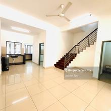 Bandar puteri puchong 2.5 storey for sale
