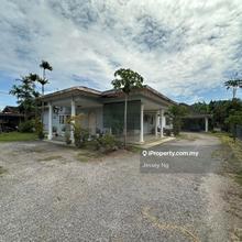 Freehold title in taman rapat setia , bungalow house for sale 