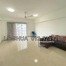 Corner unit, Nice Pool View & Sea View, 2 Car Parks