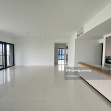 Brand New Unit Facing Seputeh - 5 Bedrooms