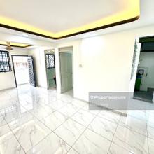 Flat Taman Ungku Tun Aminah Blok 10 Level 4