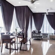 D'Pristine Medini