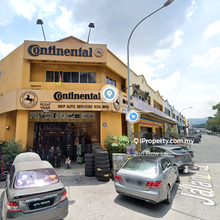 Batu Caves Taman Bolton Level 1 Corner Office for Rent