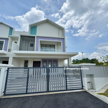 Corner Double Storey House Brand New Rent  