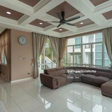 Fully Furnished 2.5 Storey