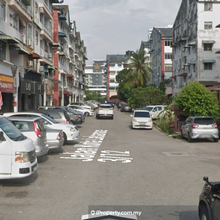 Kota Laksamana Mature City Crowded area