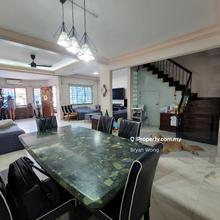 Terrace house for Sale