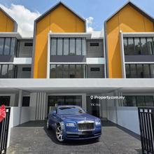 East 57, Taman melawati, 3 Storey Superlink, Brand New Unit, for sale