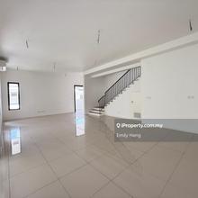 Walking Distance to Tenby & Bukit Fraser School 