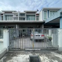 2-Sty Maple Hillpark Terrace House for Sale!