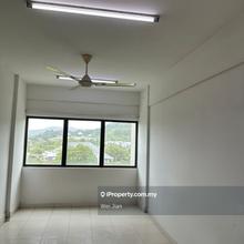 Apartment with Swimming Pool