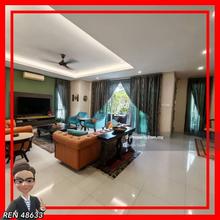 Renovated / Fully furnished / Freehold / Ample carparks